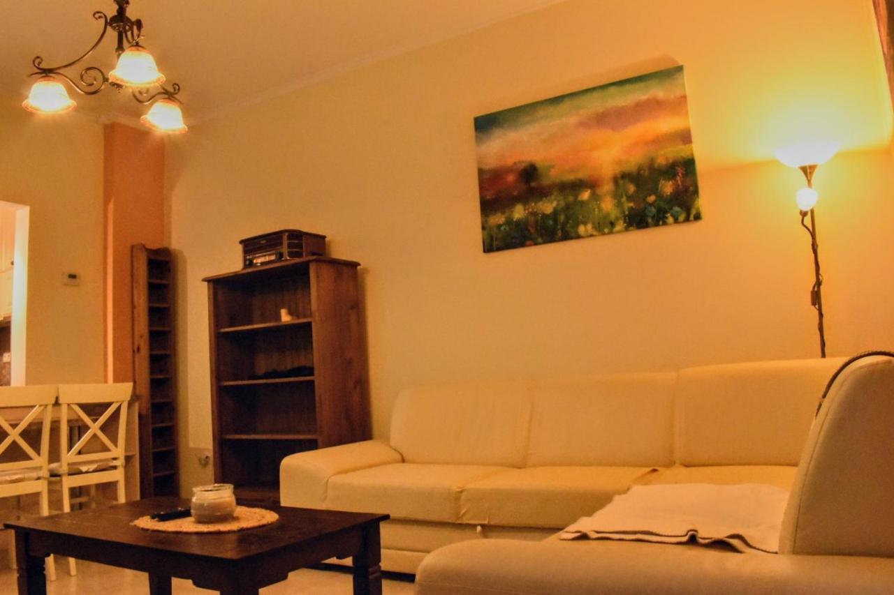 Old Town 1bdr Private Parking Apartmán Bratislava